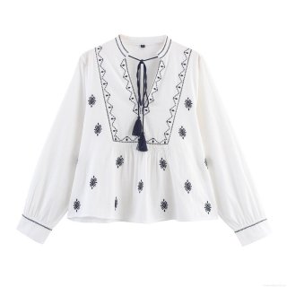 Women's Bohemian Embroidered Blouse Retro V-Neck Tassel Lacing Long Sleeve Cotton Blend Casual Ethnic Style Top Shirt For Ladies