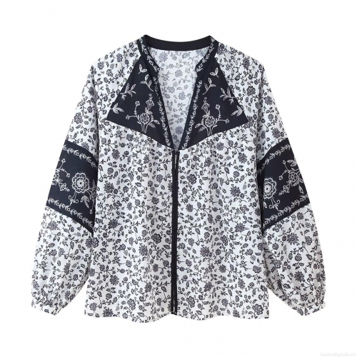 Women's Floral Print Blouse Polyester V-Neck Tie-Up Long Sleeve Shirt Bohemian Retro Casual Patchwork Top Elegant Floral Patterned Blouse For Summer Vacation