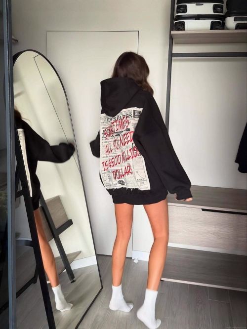 Women's Oversized Newspaper Print Hoodie Retro American Streetwear Letter Embroidery Drop Shoulder Long Sleeve Pullover Sweatshirt With Pocket Women's Oversized Newspaper Print Hoodie Retro American Streetwear Letter Embroidery Drop Shoulder Long Sleeve Pullover Sweatshirt With Pocket