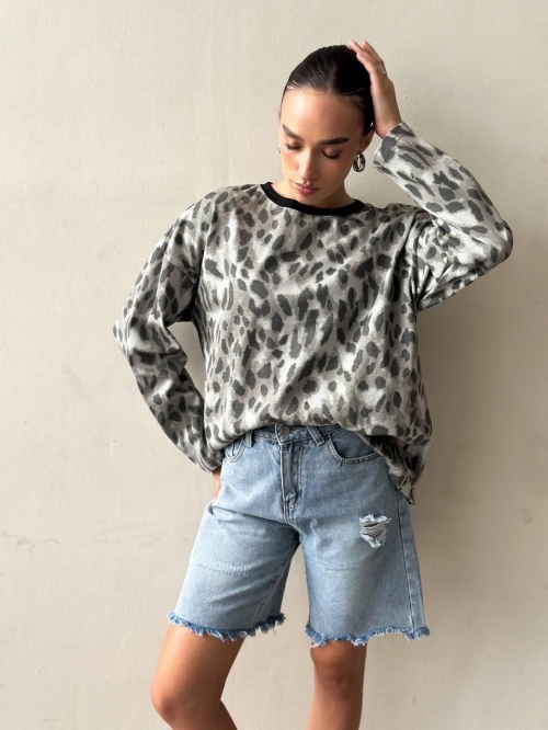 Women's Leopard Print Sweatshirt Long Sleeve Pullover American Street Style Loose Fit Round Neck Autumn Cotton Blend Casual Trendy Top Women's Leopard Print Sweatshirt Long Sleeve Pullover American Street Style Loose Fit Round Neck Autumn Cotton Blend Casual Trendy Top