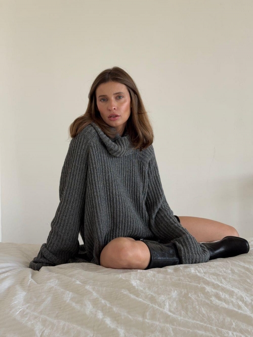 Women's Oversized Turtleneck Sweater Soft Cotton Blend Knit Pullover Warm Long Sleeve Casual Commuter Solid Color Knitwear Autumn Winter Loose Fit Jumper