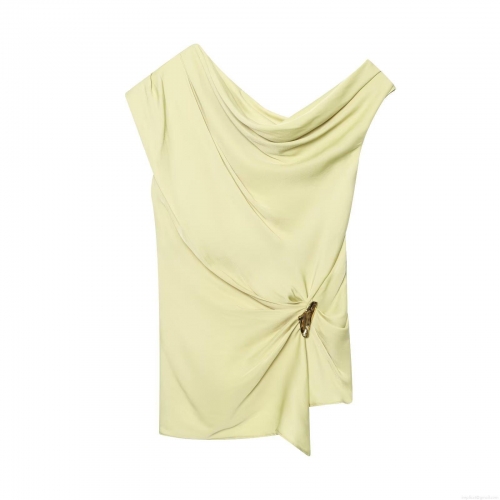 Women's Sexy Asymmetric Slant Neck Sleeveless Top Elegant Pleated Satin Texture Blouse With Metal Buckle For Summer Party Dating Slim Fit Pullover Shirt