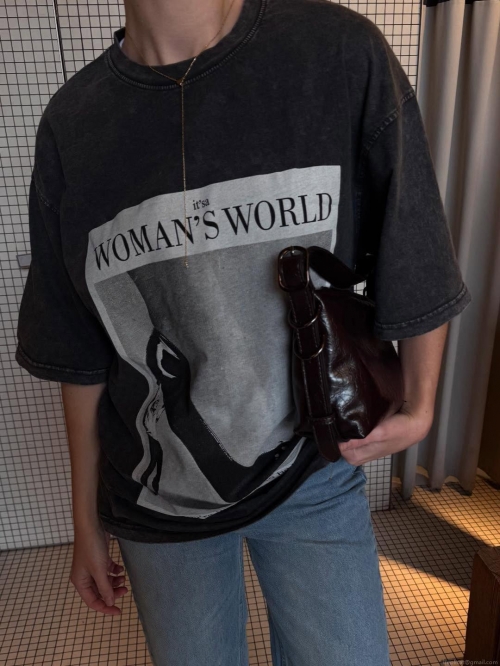 Women's Oversized Washed Cotton T-Shirt Retro High Heel Letter Graphic Print Short Sleeve Distressed Streetwear Casual Tee Top