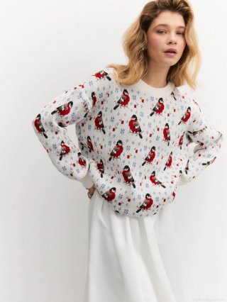 Women's Winter Jacquard Knit Sweater Elegant Red Bird Snowflake Pattern Pullover Loose Fit Core Spun Yarn Long Sleeve Crew Neck Casual Warm Winter Jumper Top