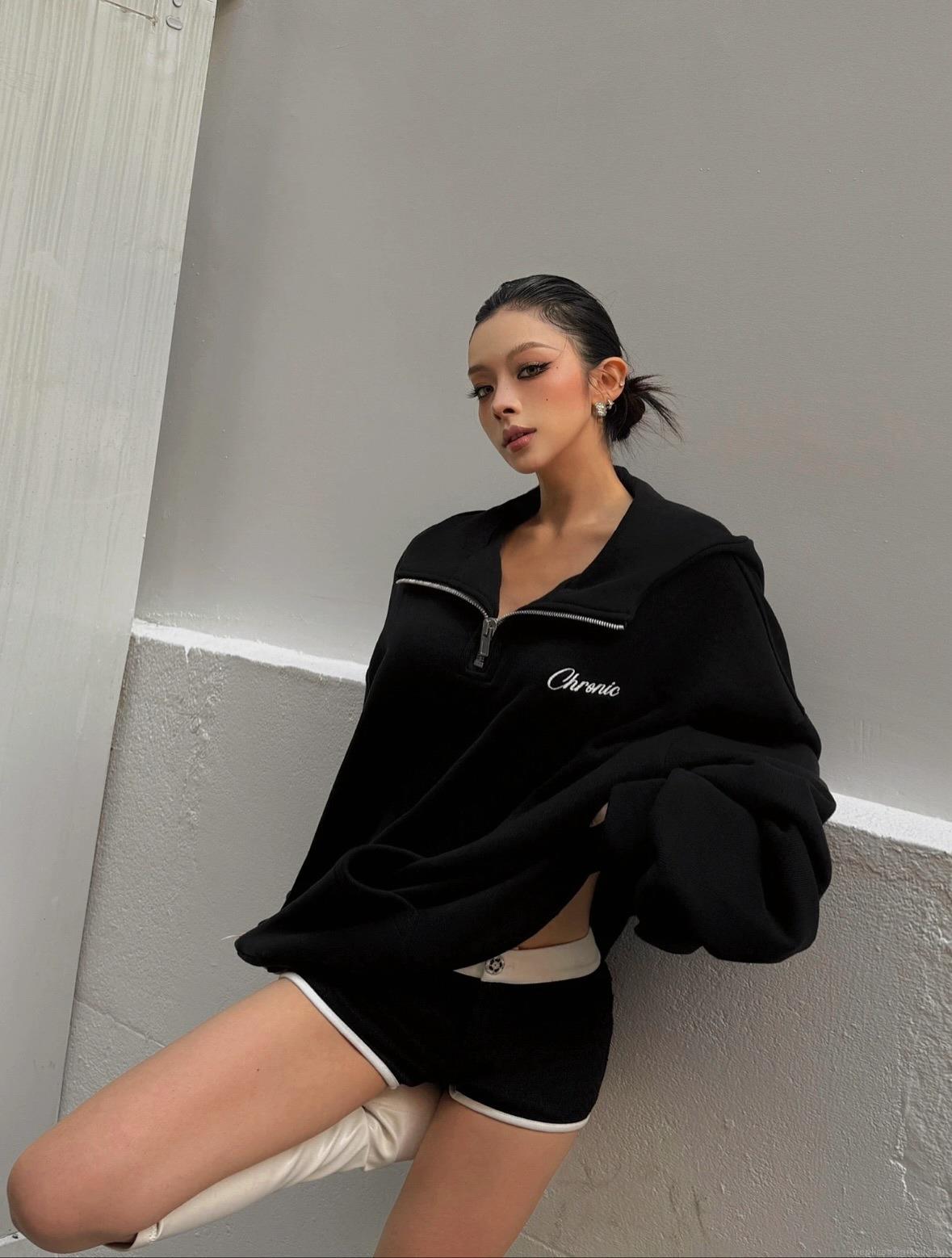 Women's Oversized Hoodie 100% Cotton Half-Zip Pullover Letter Print Chronic Graphic Long Sleeve Streetwear Sweatshirt Autumn Winter Warm Top Loose Fit Casual Style Hooded Outerwear