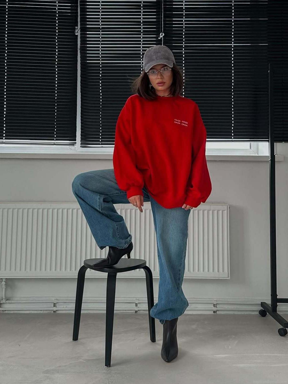 Women Red Oversized Sweatshirt 100% Cotton Letter Embroidery Crew Neck Long Sleeve Streetwear Pullover Casual Autumn Loose Fashionable Top For Women