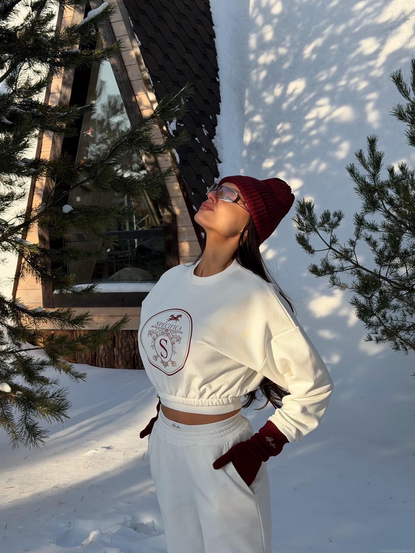 Women's Loose Fit Knitted Cotton Sweatshirt Letter Print Round Neck Long Sleeve Short Pullover Top Casual Streetwear Outdoor Fashion