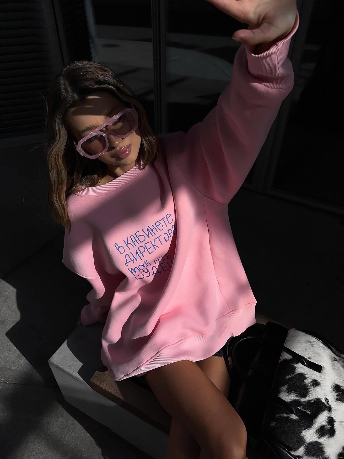 Women's Oversized Pink Sweatshirt Russian Letter Print Cotton Fleece Lined Pullover Round Neck Long Sleeve Casual Streetwear Top for Autumn Winter