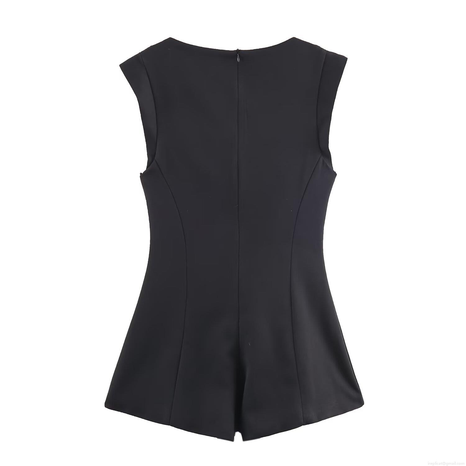 Women's Elegant Sleeveless Square Neck Jumpsuit With Jeweled Rhinestone Buttons Polyester Slim Fit One-Piece Short Romper For Summer Party Streetwear Casual