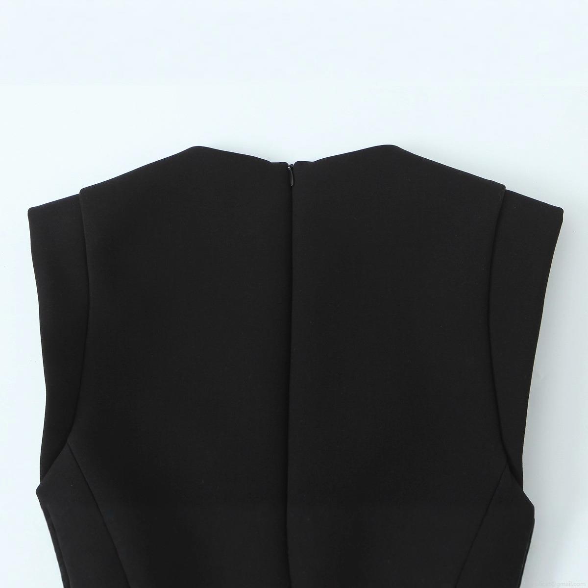 Women's Sleeveless Rhinestone Button Denim Romper Elegant High Waist Jumpsuit With Back Zipper Solid Black Slim Fit Short Jumpsuit For Summer Party Dating