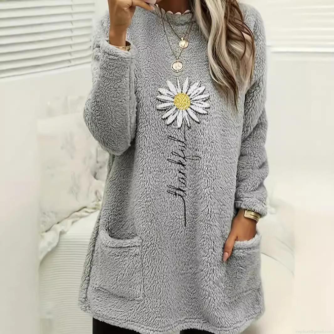 Women's Casual Sherpa Fleece Sweatshirt Long Sleeve Pullover With Pockets Loose Fit Fuzzy Tunic Top Christmas Halloween Graphic Print Fall Winter Warm