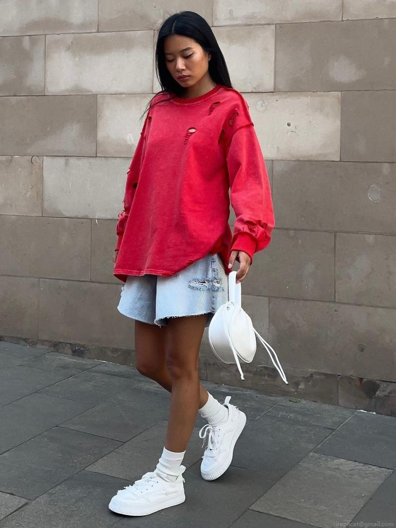 Women's Oversized Distressed Sweatshirt Cotton Pullover Long Sleeve Streetwear Top With Destroyed Details For Autumn Spring Fashion