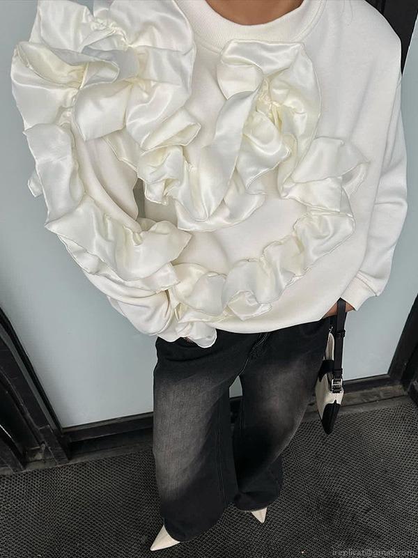 Women's Sweet Ruffle Long Sleeve Sweatshirt Elegant Heart Shape Satin Patchwork Pullover Casual Round Neck Loose Knit Top