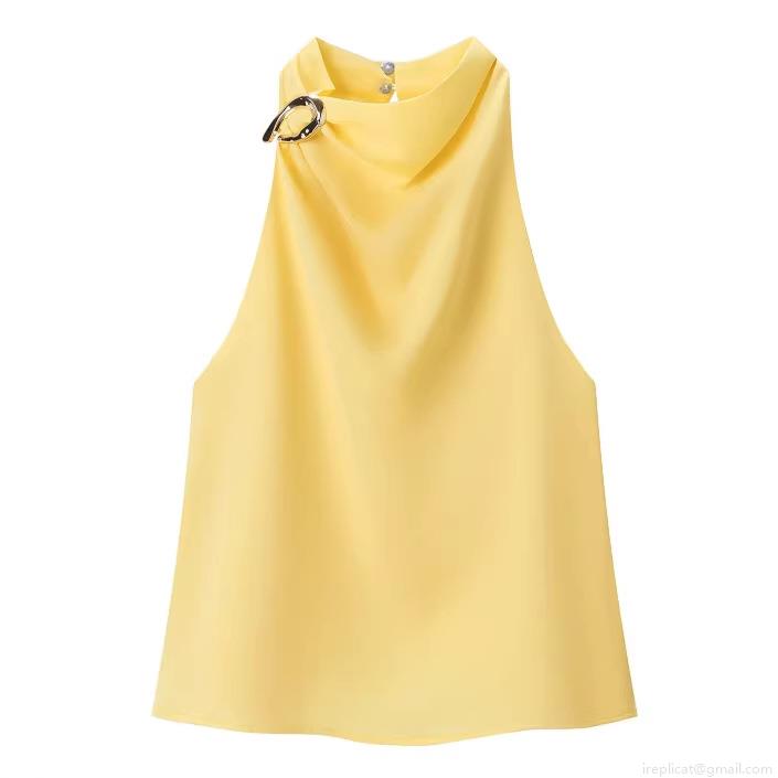 Women's Halter Neck Sleeveless Top Elegant Satin Blouse with Gold Metal Ring Accessory Solid Color Backless Keyhole Shirt for Party Clubwear Fashion