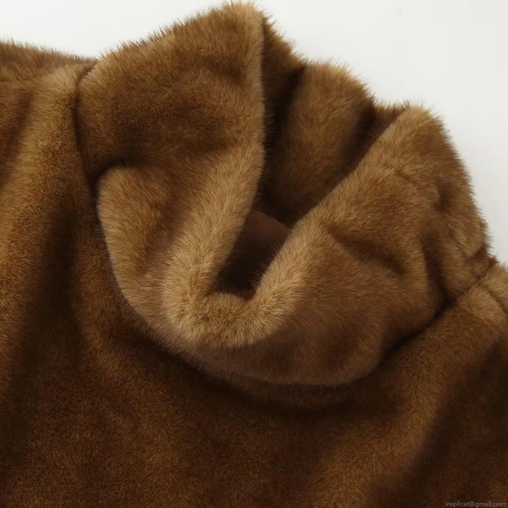 Women's Elegant Faux Fur Sleeveless Vest High Neck Thermal Bib Collar Solid Color Polyester Winter Warm Cape For Women Casual Soft Commuting Accessory