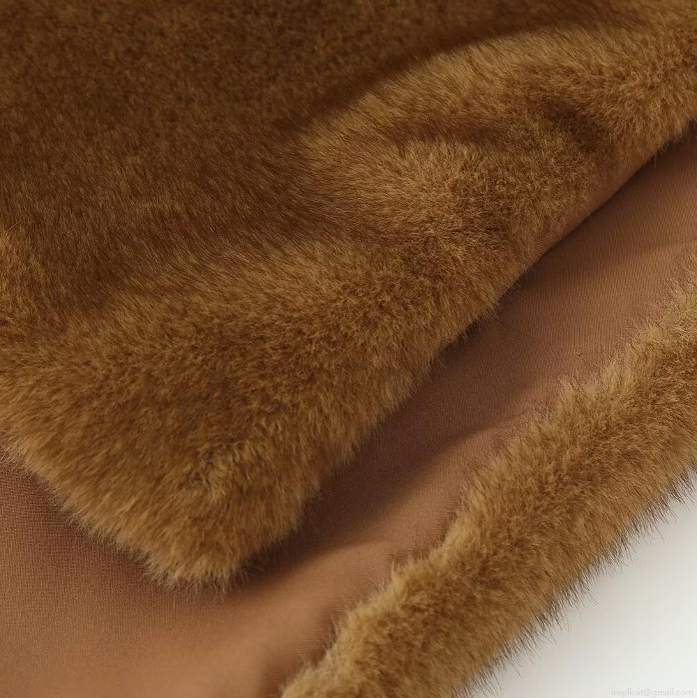 Women's Elegant Faux Fur Sleeveless Vest High Neck Thermal Bib Collar Solid Color Polyester Winter Warm Cape For Women Casual Soft Commuting Accessory