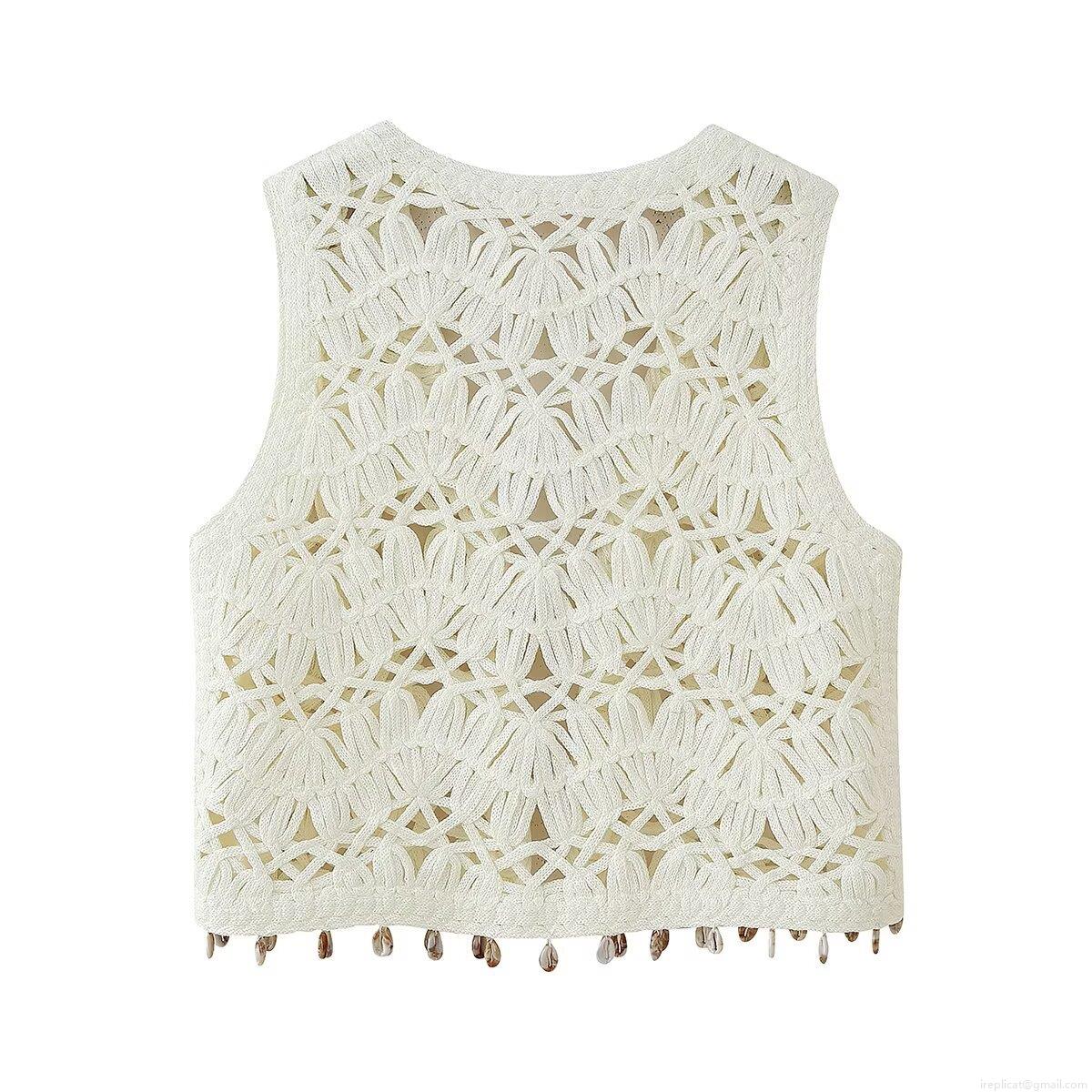 Women Crochet Tank Top With Shell Tassel Boho Knit Vest Hollow Out V-Neck Pullover Crop Top For Summer Beach Vacation Casual Sleeveless Top
